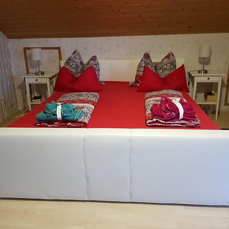 Ferienwohnung Schaefer Anschau Esterno foto