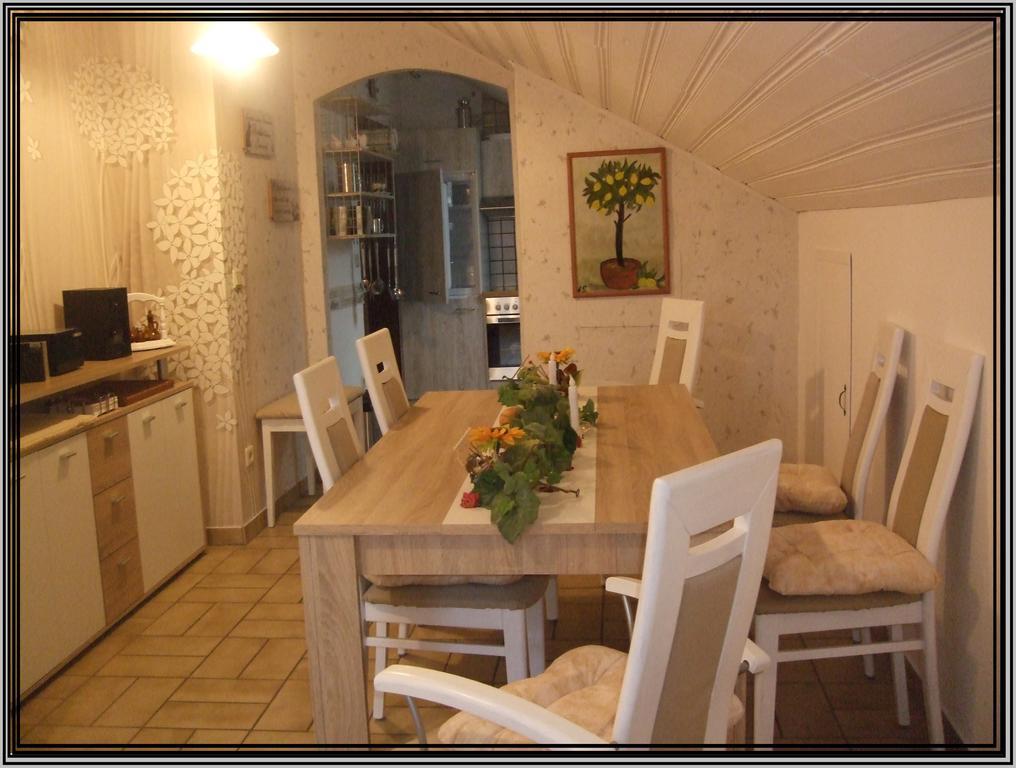Ferienwohnung Schaefer Anschau Esterno foto