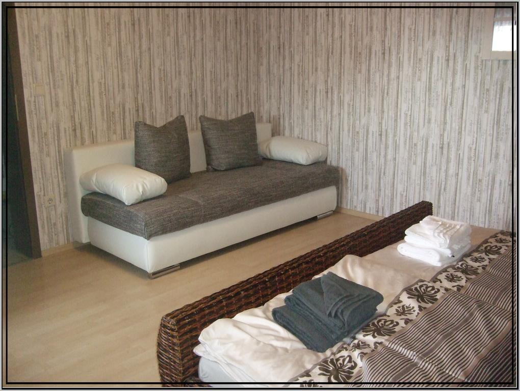Ferienwohnung Schaefer Anschau Esterno foto